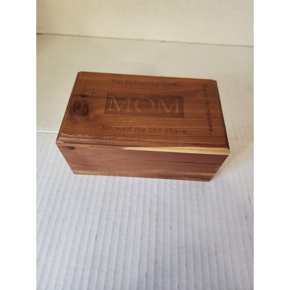 Mom Cedar Box 5.5" × 3.5"